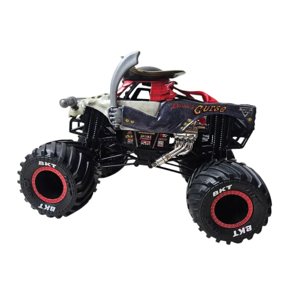 Hot Wheels Pirates Curse Monster Jam Truck DieCast 1/24 Scale Vehicle BKT - Picture 3 of 10